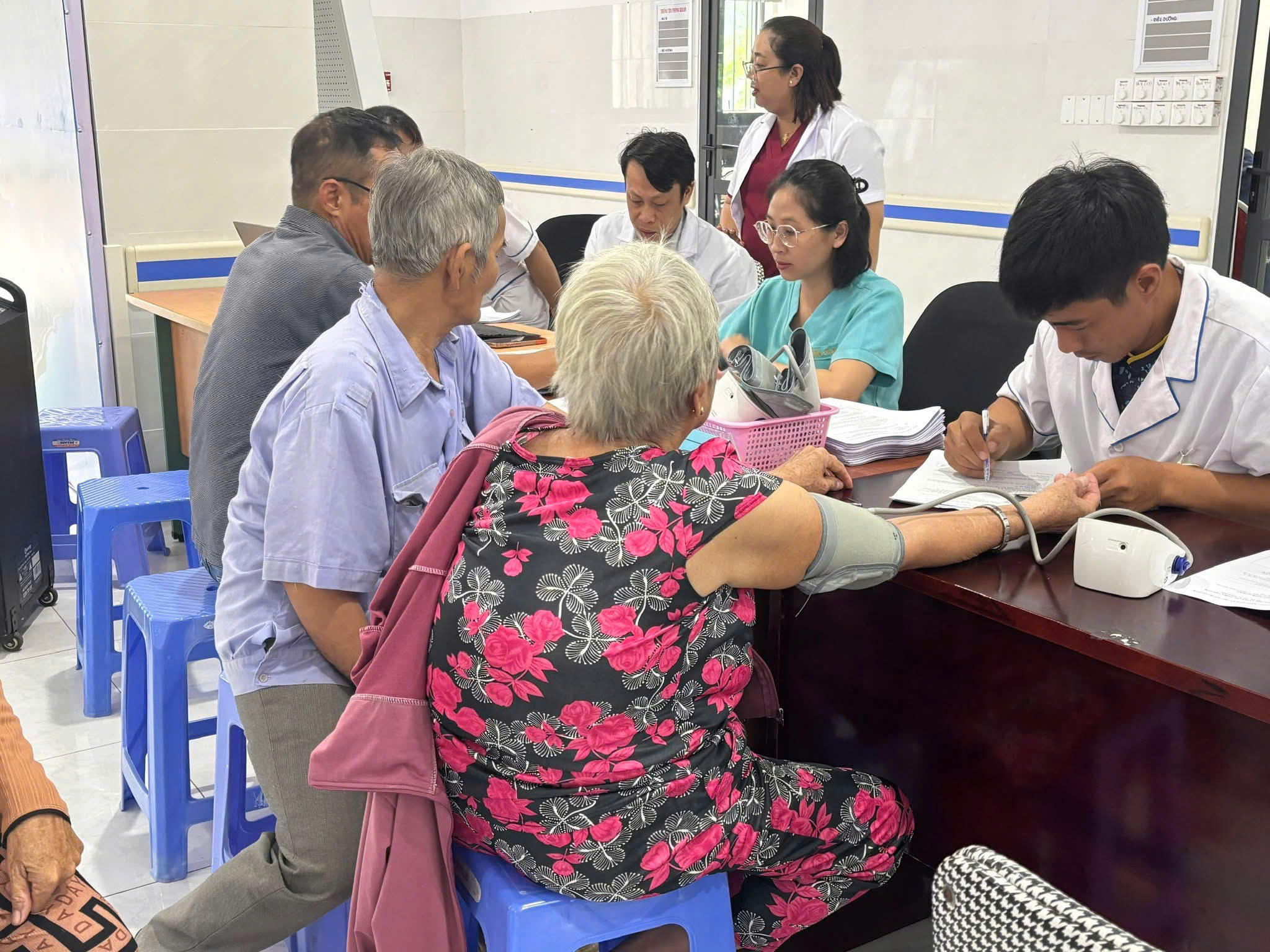Tăng Cường Khám Sức Khỏe Định Kỳ Miễn Phí Tại TPHCM: Đạt 500.000 Lượt Khám Trong Tháng Đầu Tiên
