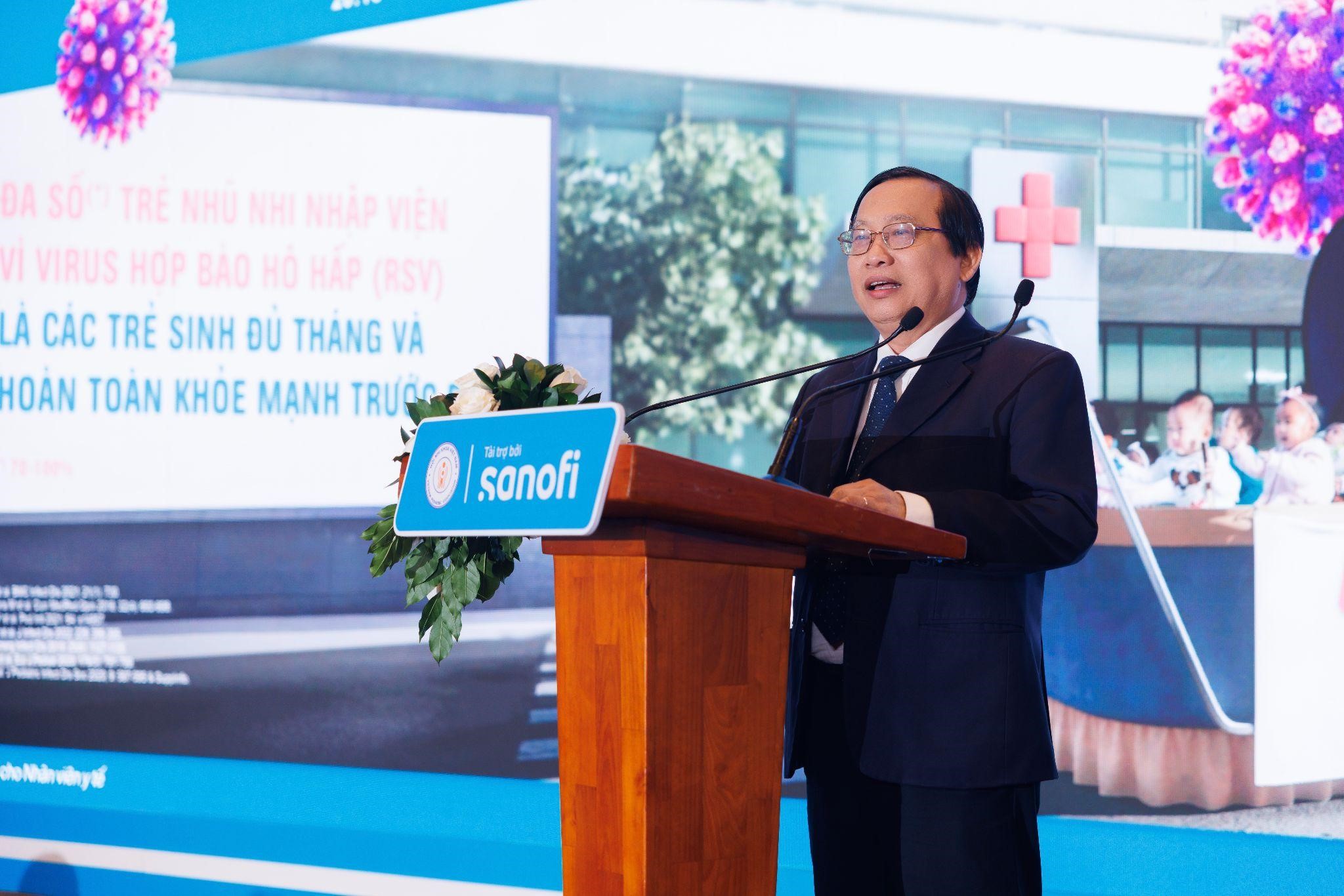 1-1787823416720963729633 Chuyên gia chia sẻ giải pháp bảo vệ trẻ nhũ nhi trước tác động của RSV- Ảnh 1.