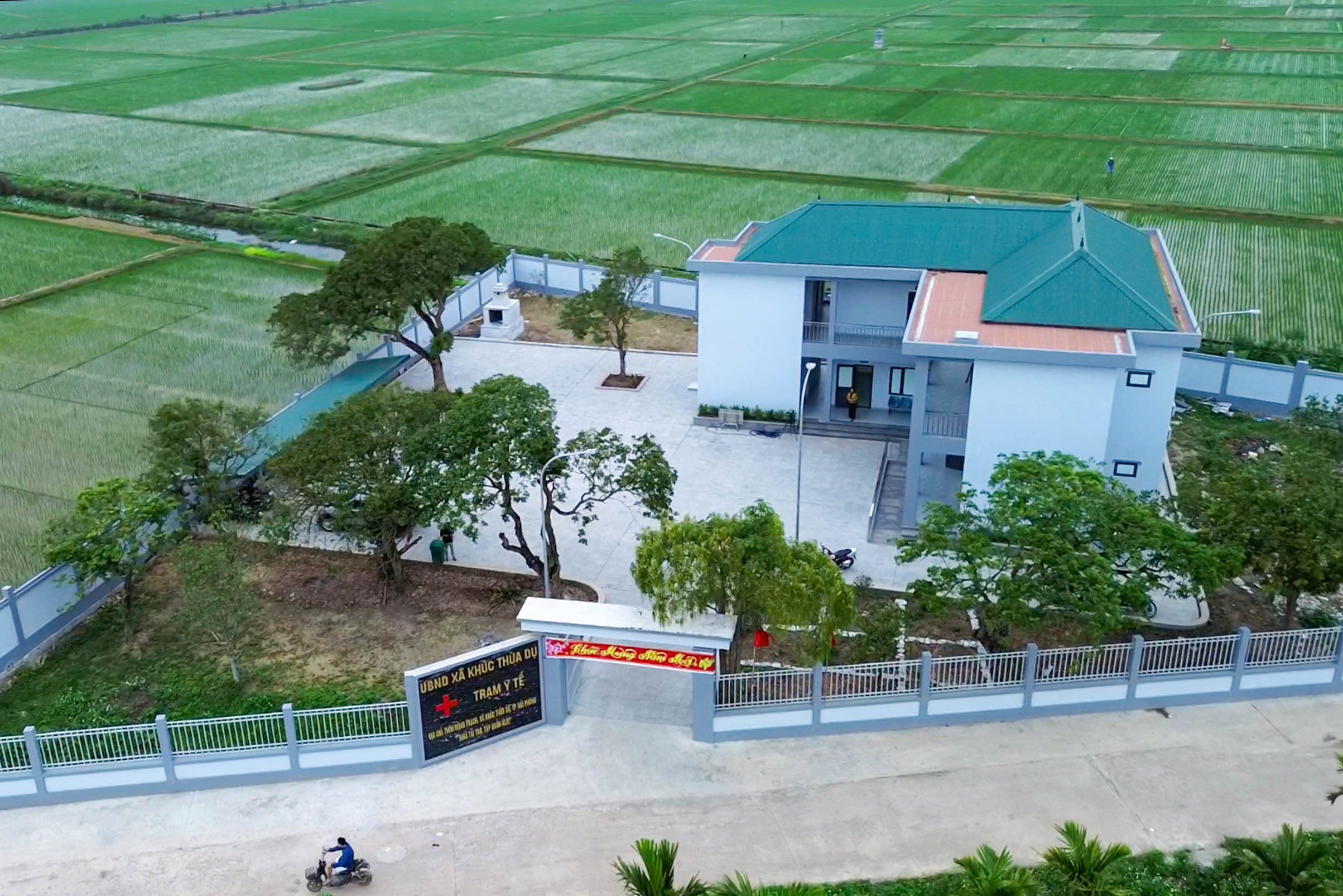 Trạm Y tế xã Khúc Thừa Dụ Trạm Y tế xã Khúc Thừa Dụ.