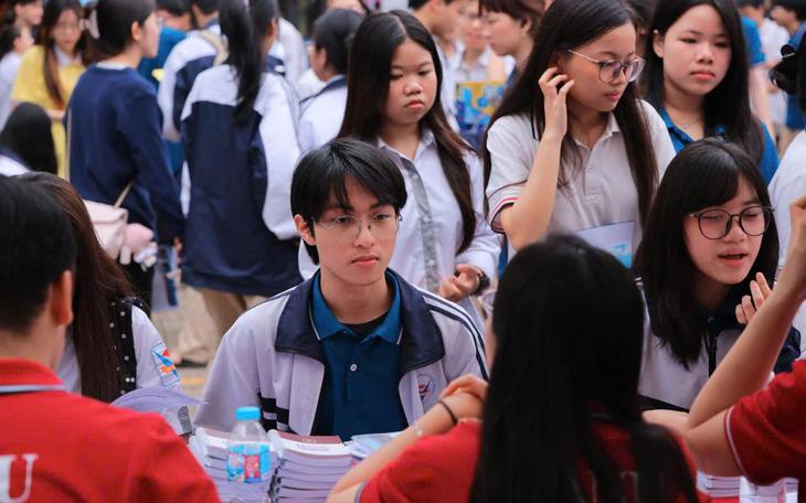 Thời điểm các trường đại học công bố điểm chuẩn tuyển sinh năm 2026 - Ảnh 2.