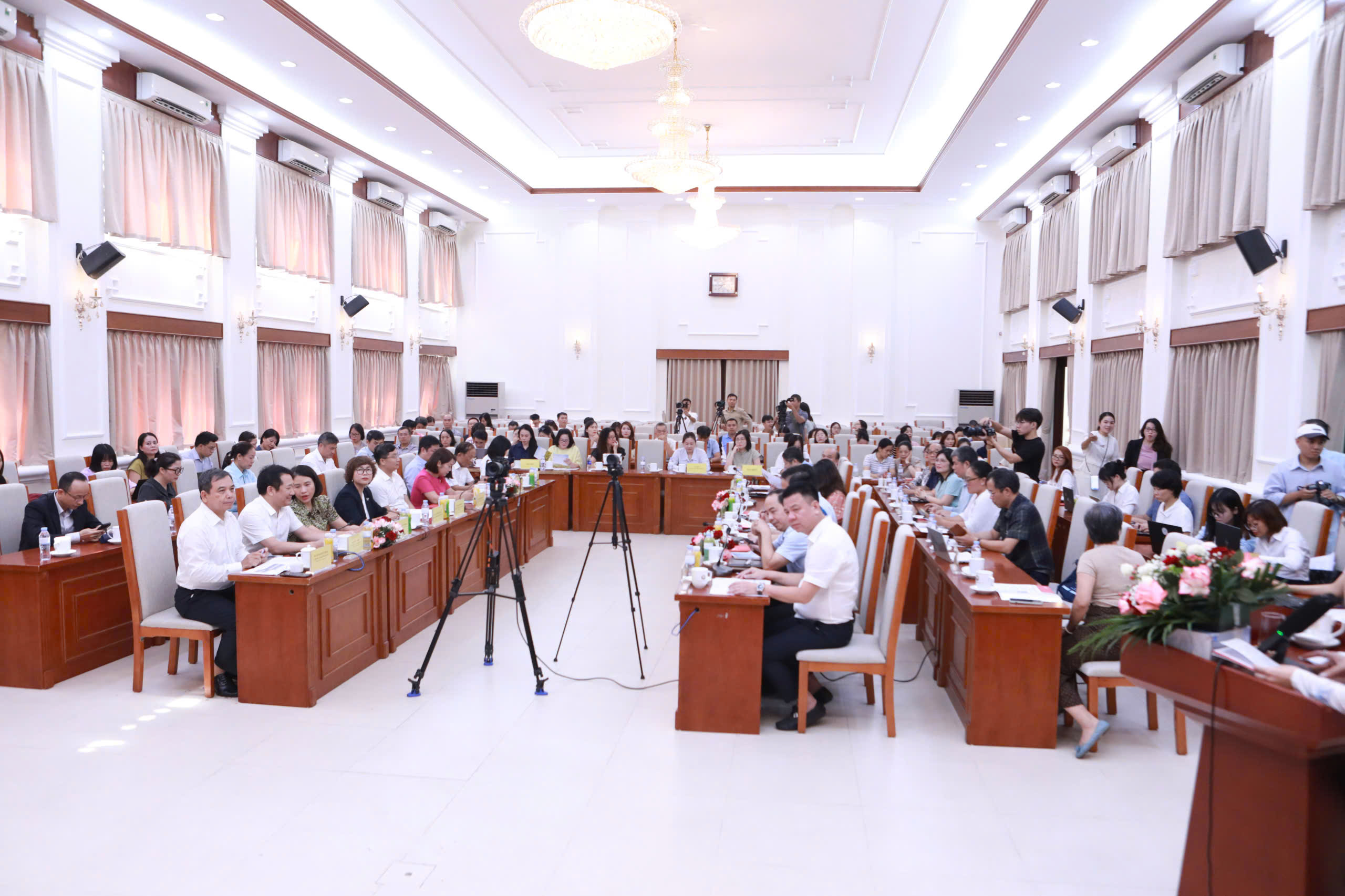 Hội thảo về sức khỏe học đường Hội thảo về sức khỏe học đường