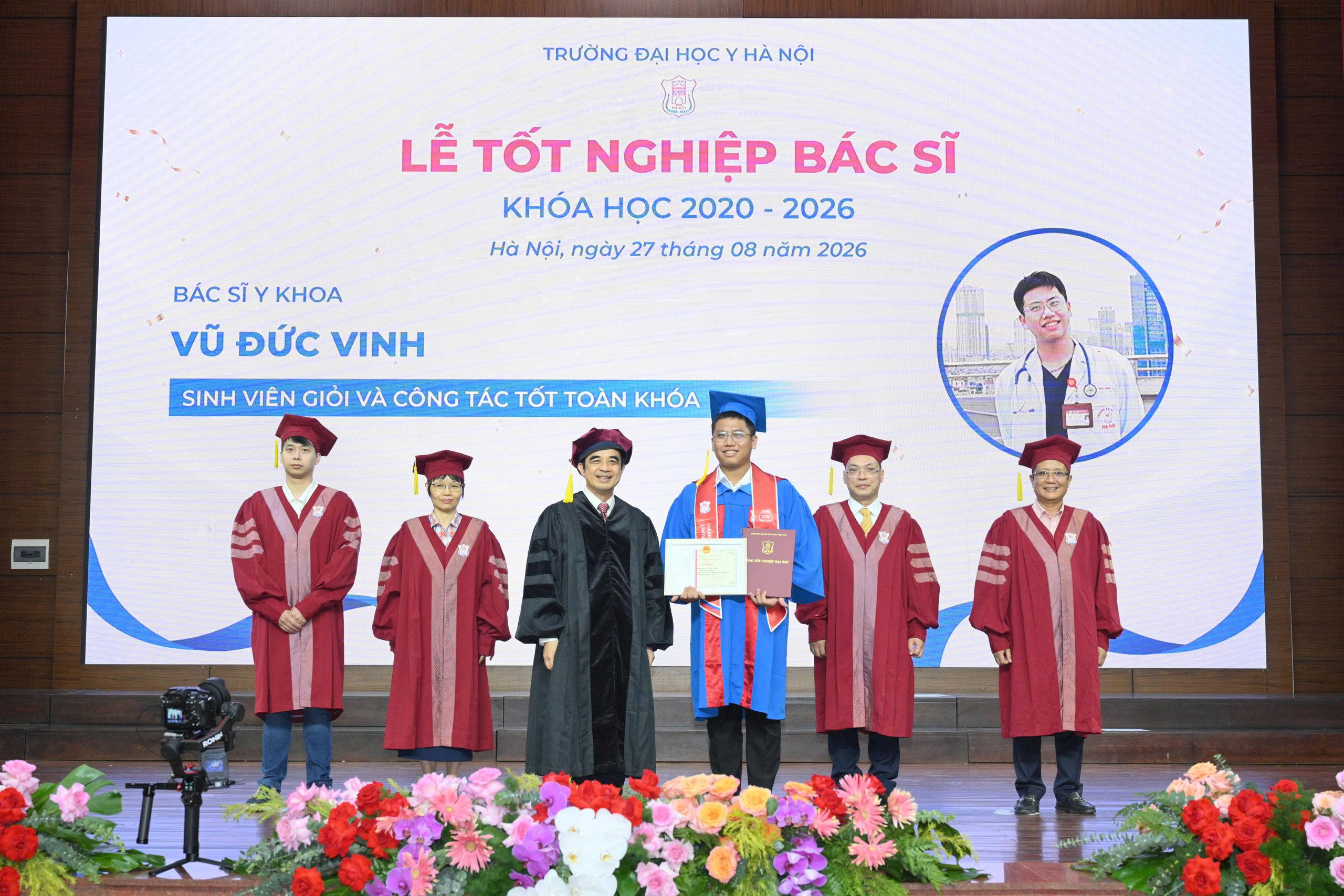 696 Tân Bác Sĩ Từ Đại Học Y Hà Nội 696 Tân Bác Sĩ Từ Đại Học Y Hà Nội