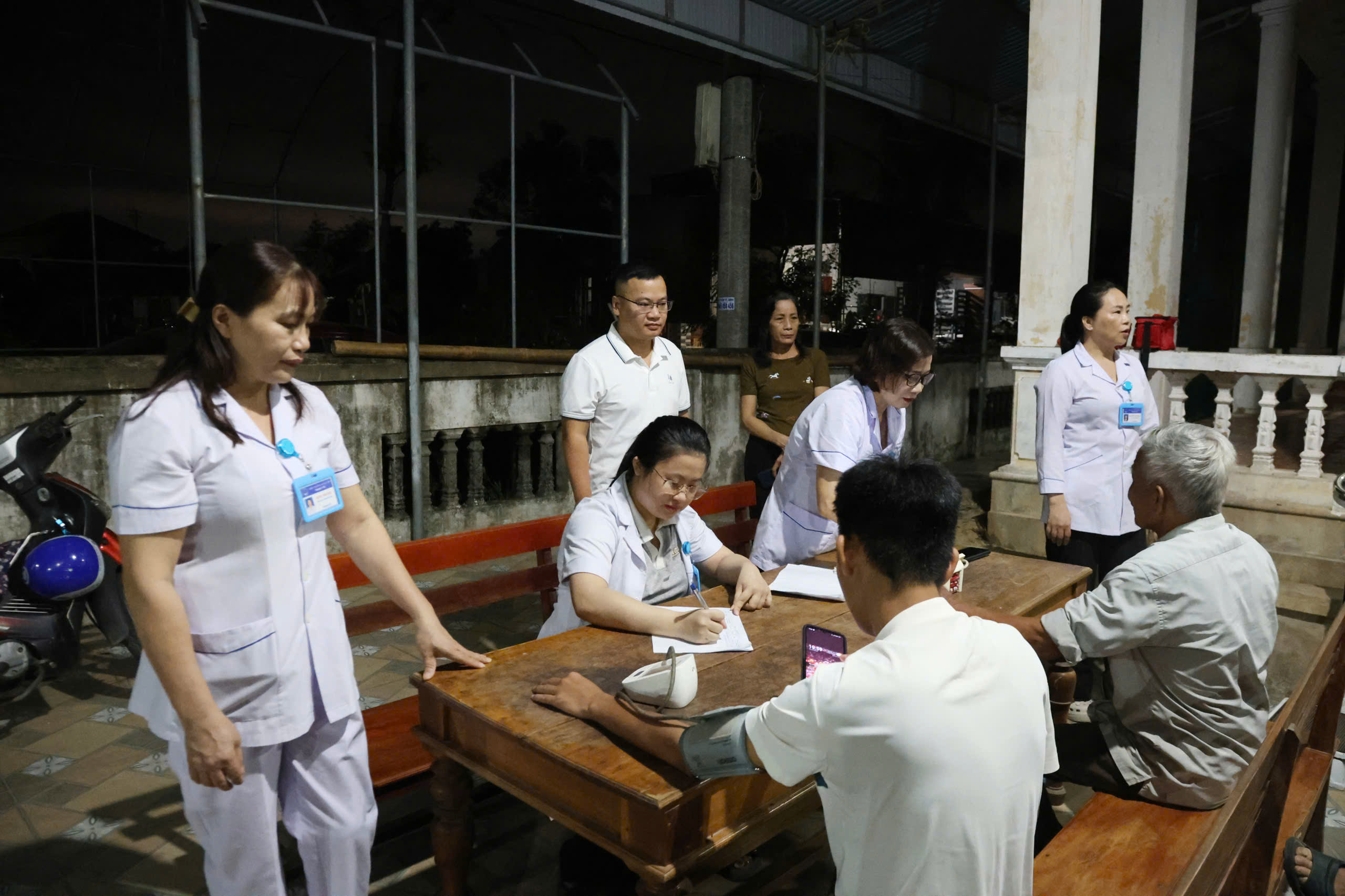 Cải Cách Khám Sàng Lọc Sức Khỏe: Đưa Nghị Quyết 72 Vào Thực Tiễn