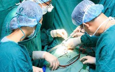 Cảnh Báo Về Khối U Tuyến Giáp: Hệ Lụy Nghiêm Trọng Từ Sự Chần Chừ Trong Điều Trị