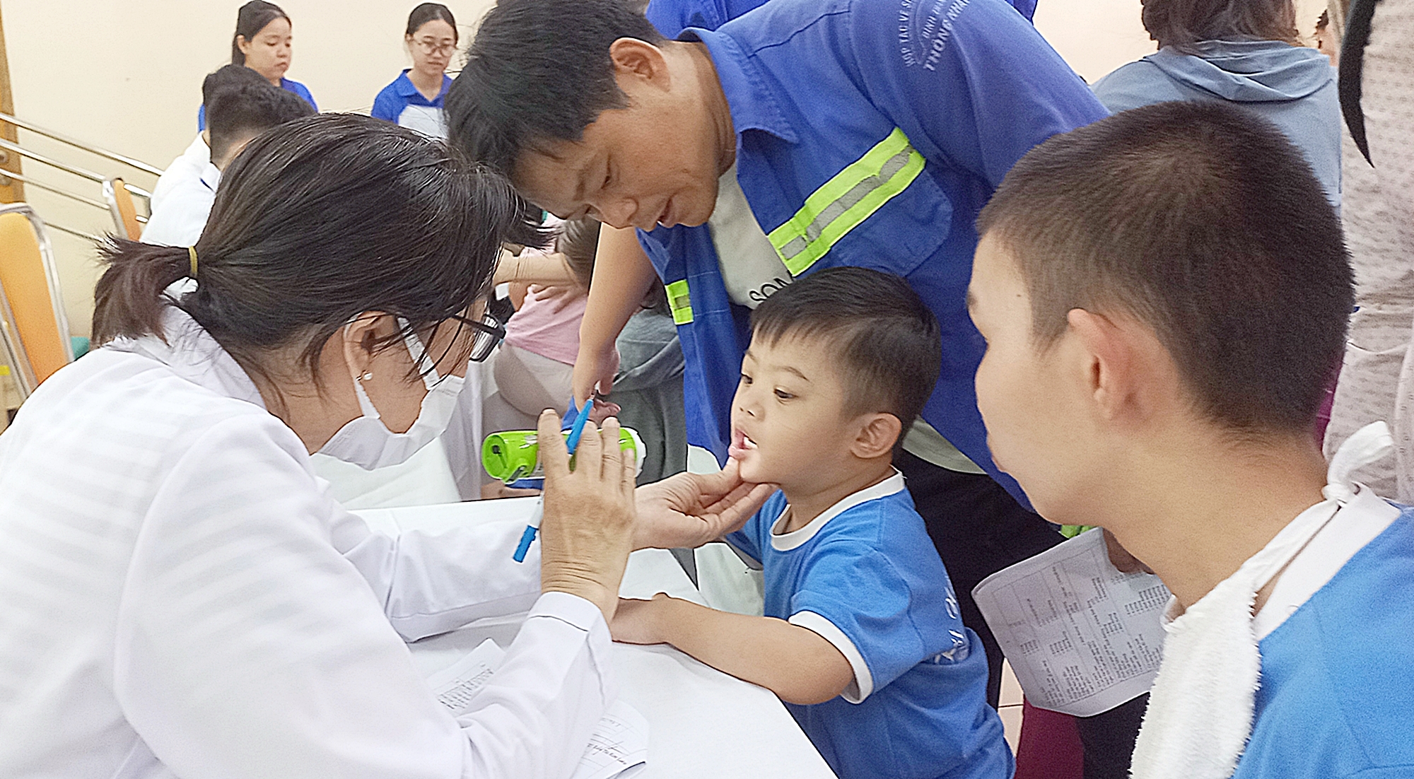 Thúc Đẩy Quản Lý Sức Khỏe Tại TPHCM: Giải Quyết Khó Khăn Để Đạt Được Thành Công