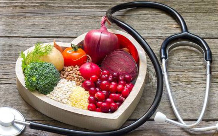 4 loại thực phẩm giúp hỗ trợ hạ huyết áp tự nhiên - Ảnh 1.