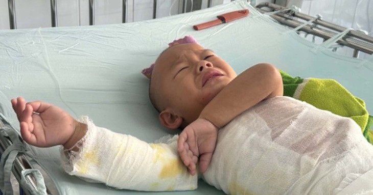 Cuộc Phẫu Thuật Khẩn Cấp Bảo Tồn Khớp Háng Cho Trẻ Em- Ảnh 2.
