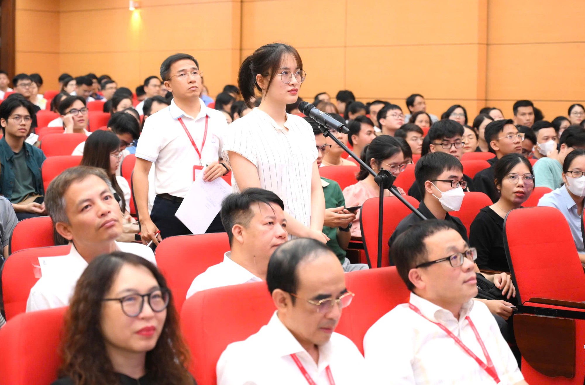 bac-si-noi-tru-dai-hoc-y-ha-noi3-1725874452968600260101 Cải Tiến Đào Tạo Bác Sĩ Nội Trú và Chuyên Khoa - Ảnh 2.