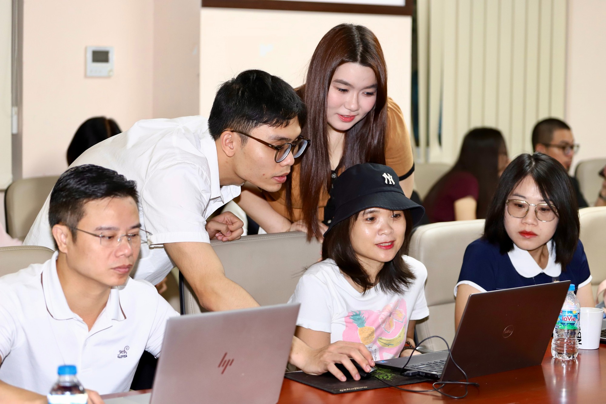 Thúc Đẩy Chuyển Đổi Số Trong Báo Chí: Tập Huấn AI Đặc Biệt Cho Cán Bộ
