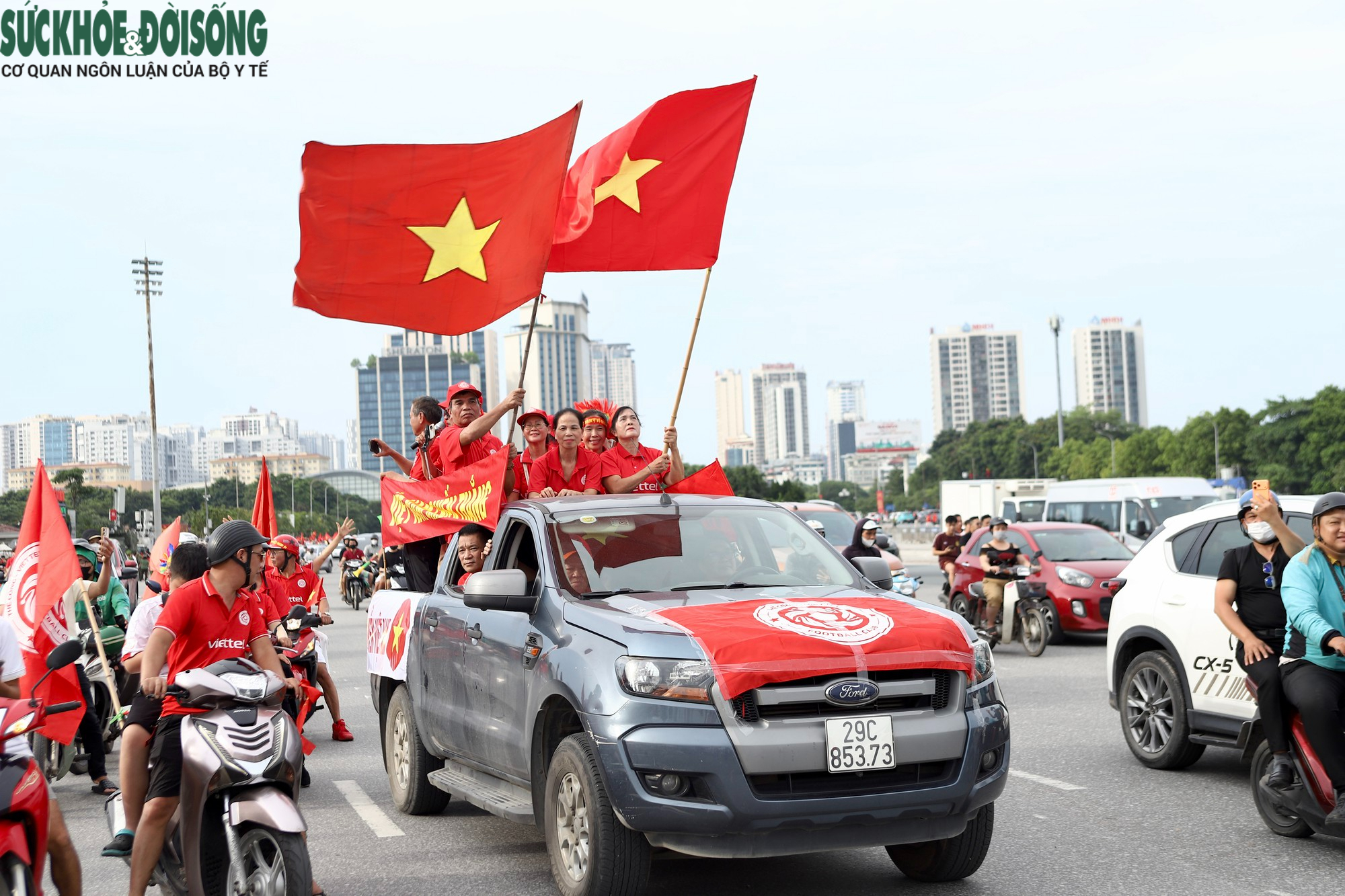 Người hâm mộ gửi lời chúc trước trận Việt Nam - Thái Lan: 'Việt Nam chiến thắng!' - Ảnh 10.
