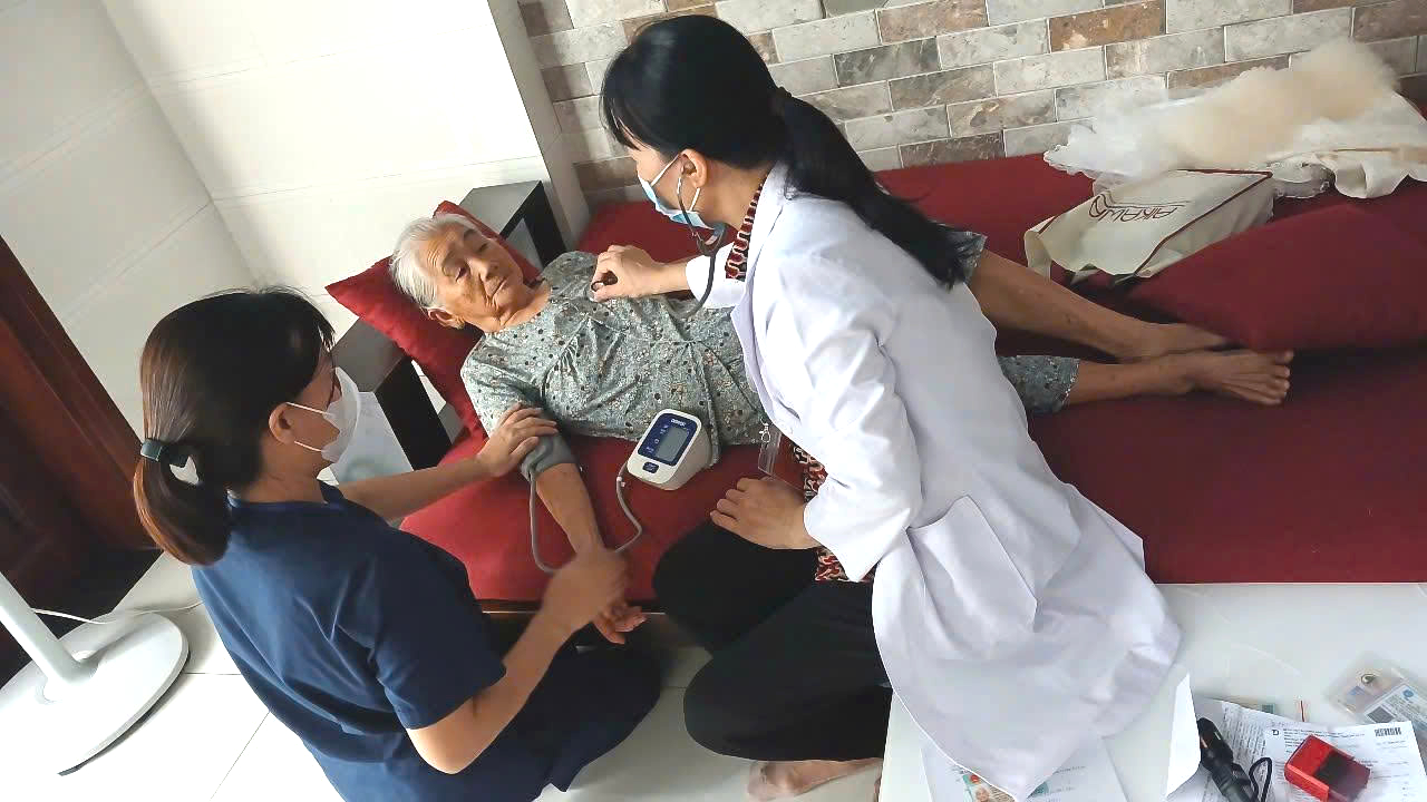 'Cải thiện Y tế cơ sở để nâng cao sức khỏe cộng đồng' - Ảnh 2.