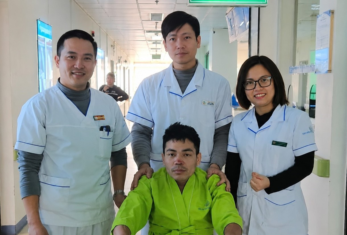 benh-nhan-lao-cai-178694233005788349693 Công nghệ rút ngắn khoảng cách tiếp cận kỹ thuật y tế cao ở Lào Cai- Ảnh 1.