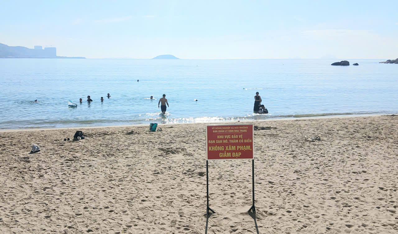 Điều cấm ở biển Nha Trang