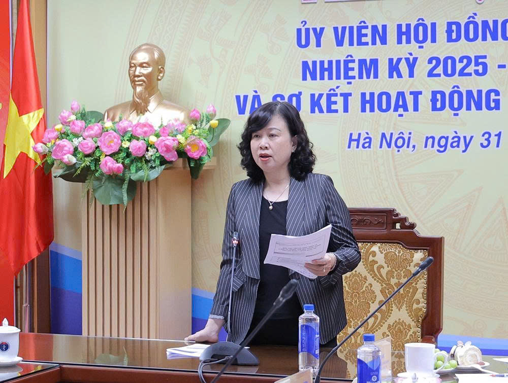 Bộ trưởng Đào Hồng Lan chỉ đạo tại phiên họp Bộ trưởng Đào Hồng Lan chỉ đạo tại phiên họp