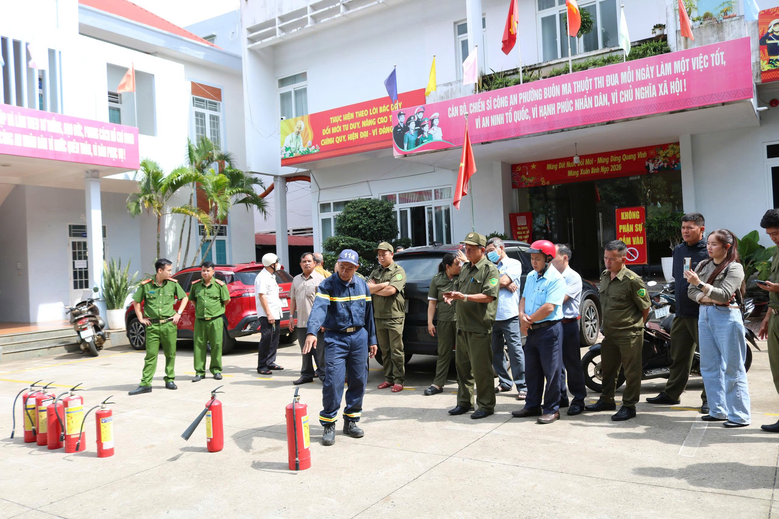 Mô Hình Chữa Cháy Công Cộng Tại Buôn Ma Thuột Mô Hình Chữa Cháy Công Cộng Tại Buôn Ma Thuột