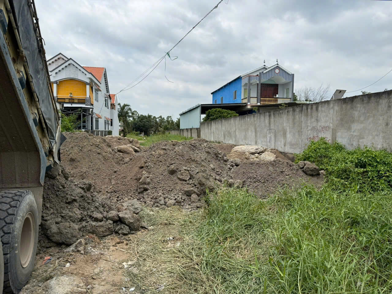 Khởi Tố Hành Vi Gây Ô Nhiễm Môi Trường Của Phó Giám Đốc Nhà Máy Bê Tông