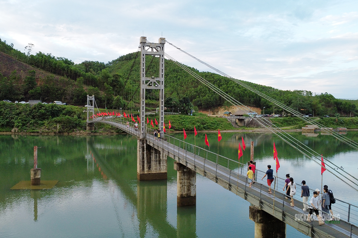 Cảnh sông Chu và cầu Bản Mạ- Ảnh 11.