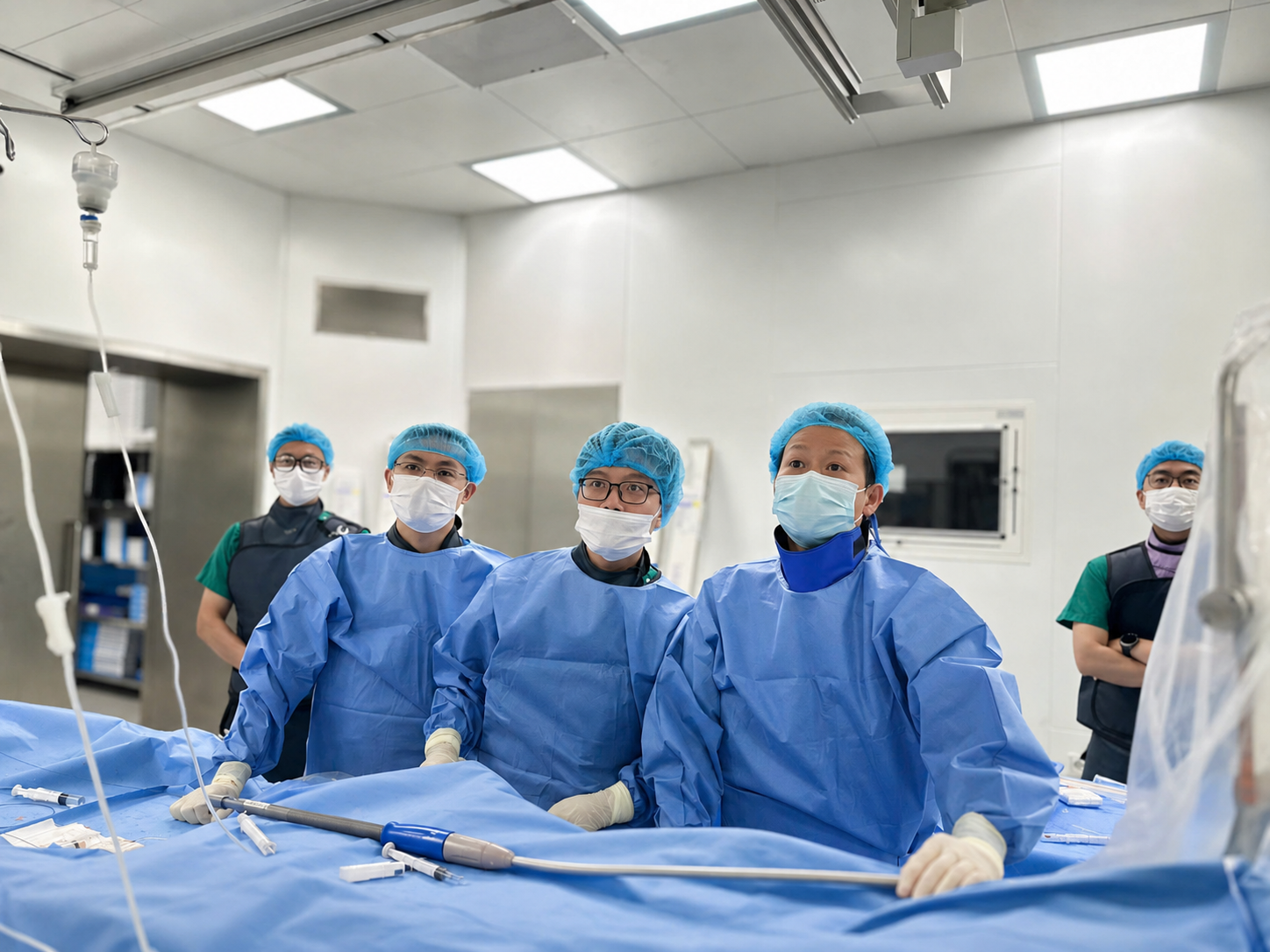Cứu Sống Bệnh Nhân Phình Động Mạch Chủ Khổng Lồ Qua Can Thiệp Nội Mạch