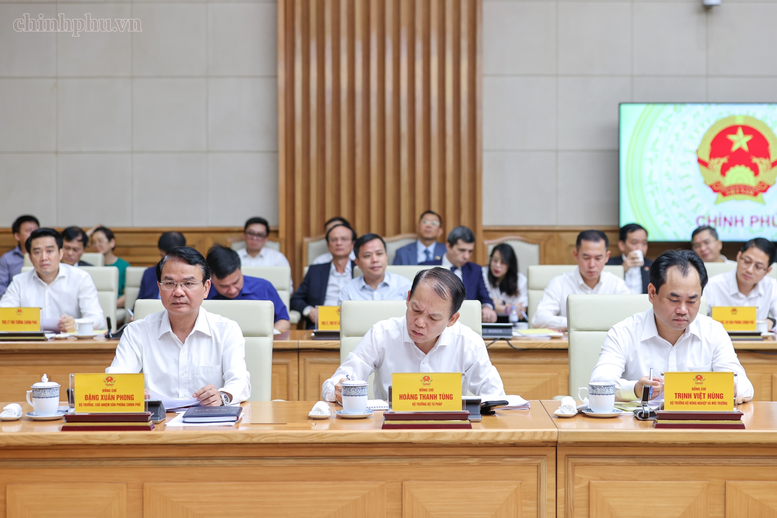 Thủ tướng Đề Xuất Giảm Lãi Suất, Tăng Cường Phân Bổ Tín Dụng Đúng Mục Đích- Ảnh 4.