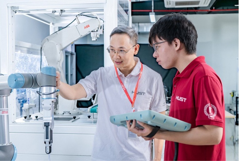 Cơ Chế Tài Chính Mới Đẩy Mạnh Nghiên Cứu Công Nghệ Chiến Lược