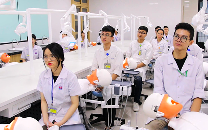 Cần Cân Nhắc Kỹ Khi Từ Chối Nhập Học Đợt 1 Để Chờ Xét Tuyển Bổ Sung - Ảnh 2.