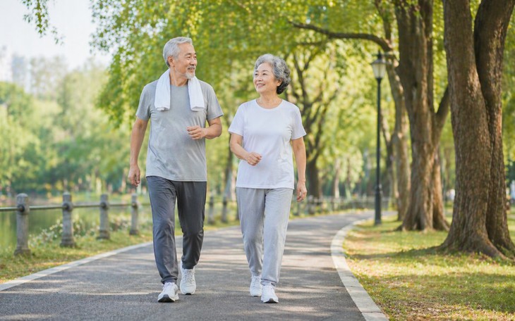 Cách Phòng Ngừa và Quản Lý Bệnh Suy Giãn Tĩnh Mạch Hiệu Quả - Ảnh 2.
