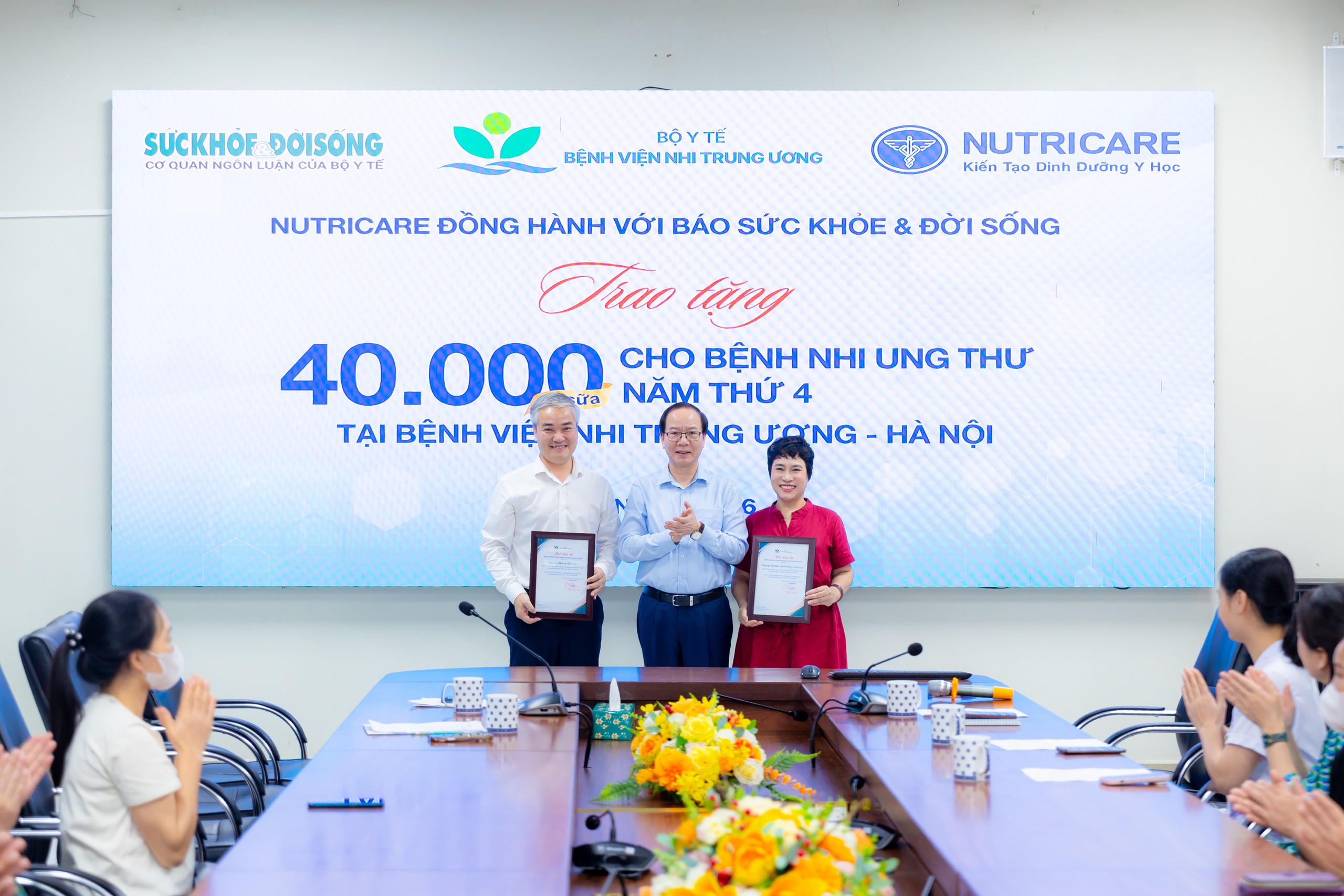 dn20771-1787223632468920227782 Báo Sức khỏe & Đời sống và Nutricare trao 40.000 ly sữa tiếp thêm động lực cho bệnh nhi ung thư- Ảnh 4.