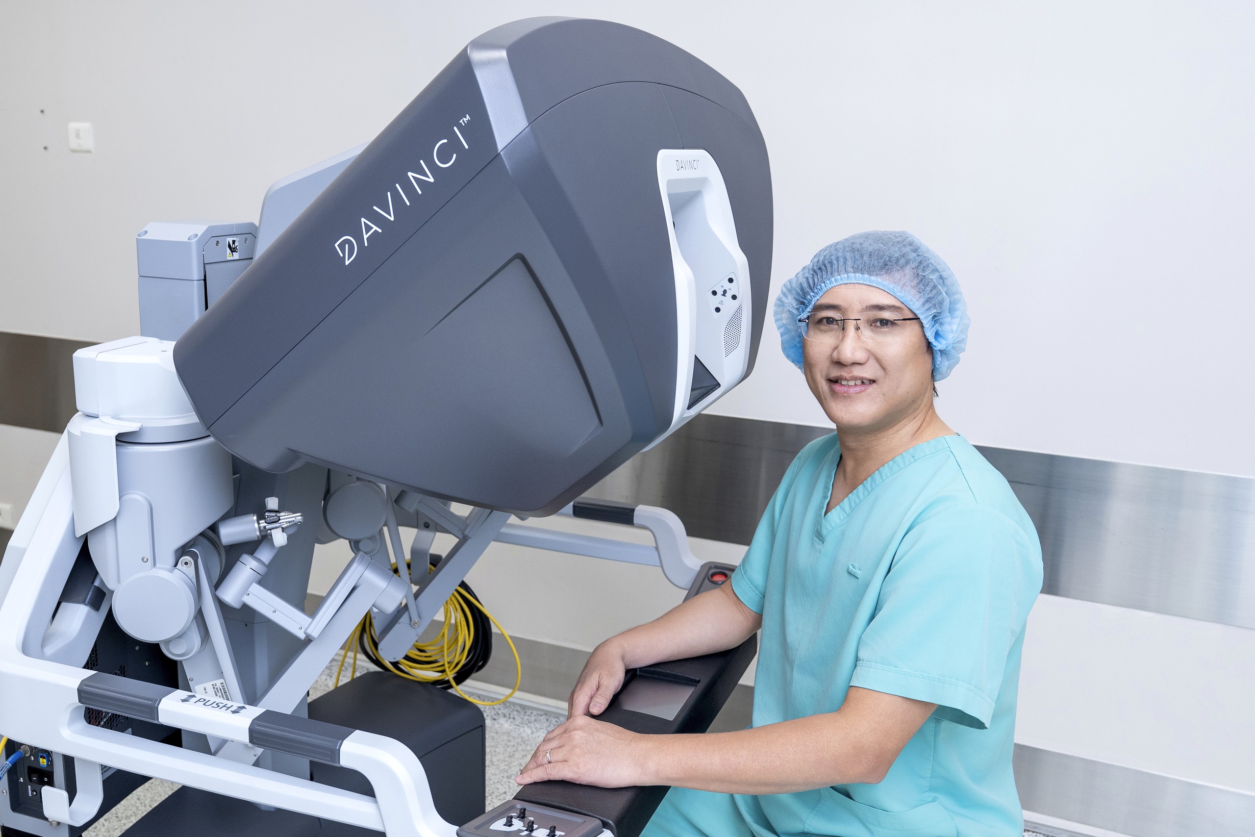 Phẫu Thuật Ung Thư Phổi Bằng Robot: Giải Pháp An Toàn Cho Bệnh Nhân Sử Dụng Thuốc Chống Đông