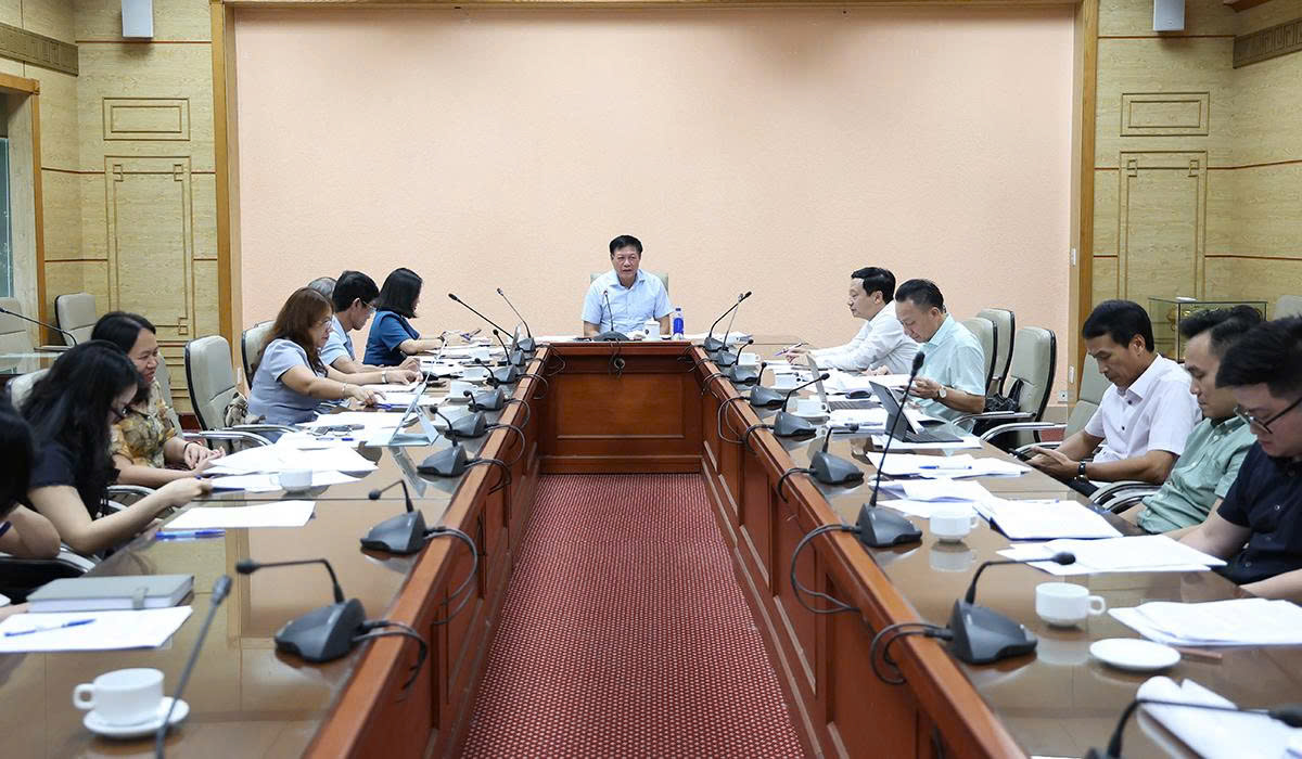 Sự Chuyển Mình Của Chính Sách Dân Số Tại Việt Nam: Định Hướng Và Hỗ Trợ Mới
