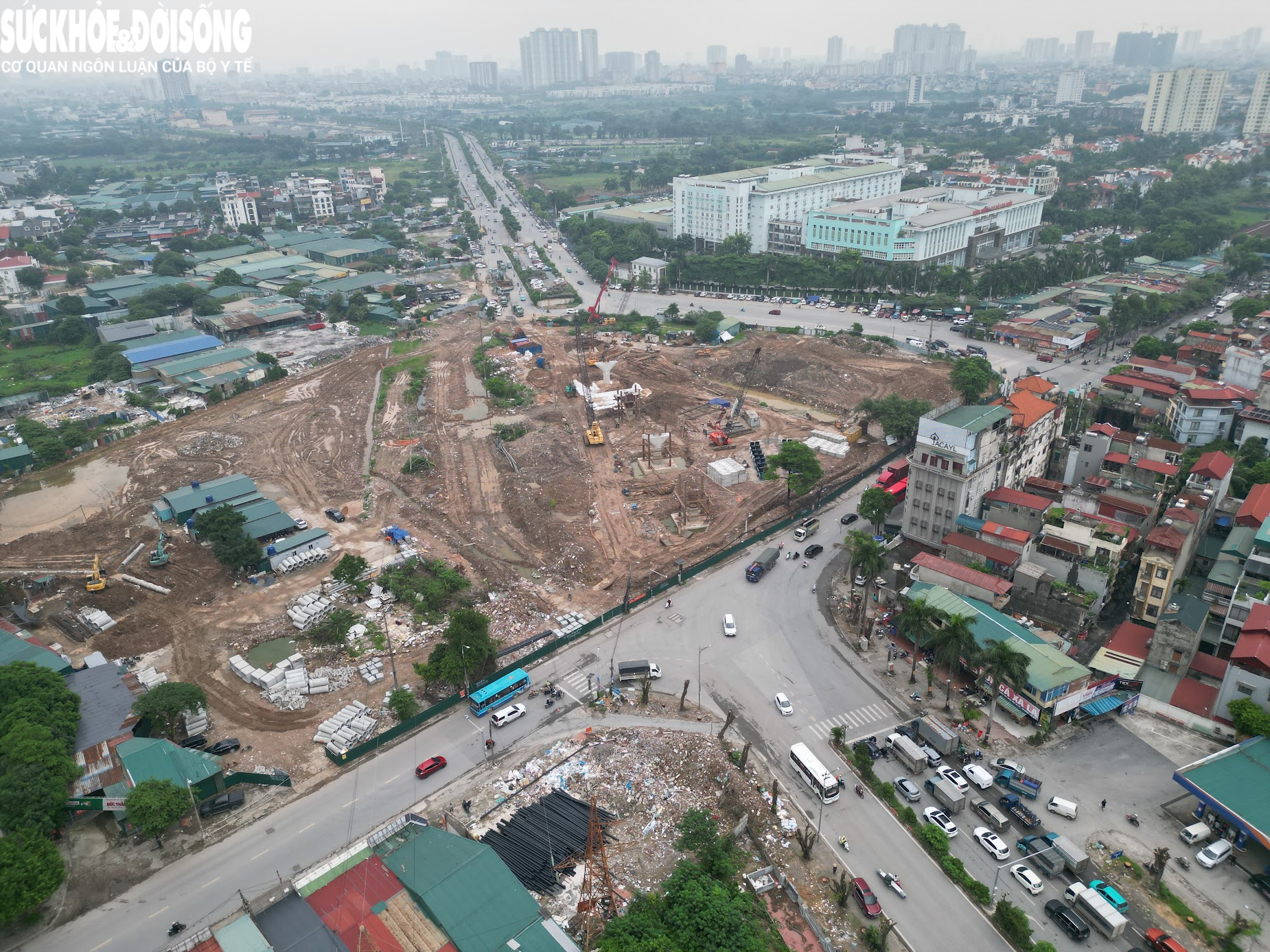 Tình hình thi công nút giao Phạm Tu