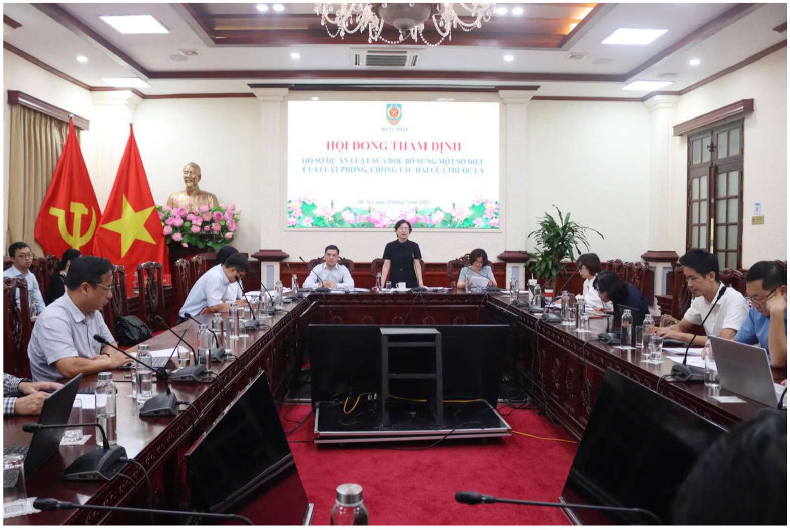 edit-screenshot-2026-08-01-at-91514am-17855505841882091475326 Thẩm định dự án Luật sửa đổi Luật Phòng, chống tác hại của thuốc lá: Đề xuất cấm thuốc lá điện tử, nung nóng và siết quản lý bán thuốc lá - Ảnh 2.