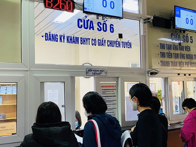giay-chuyen-tuyen-17358059989401543287759 Bộ Y tế phản hồi đề xuất 'tăng mức hưởng BHYT cho người mắc bệnh nan y'- Ảnh 2.