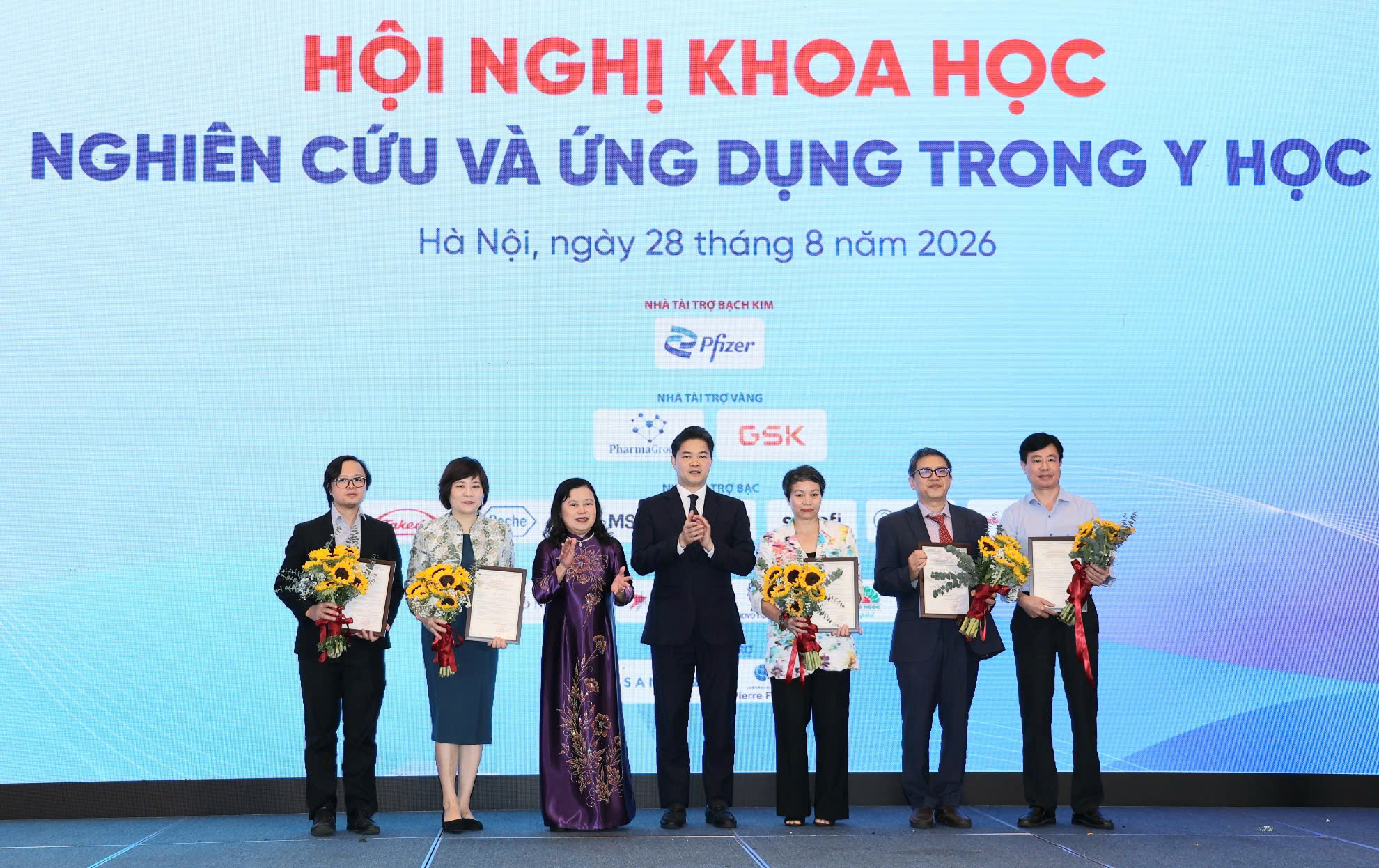Đổi mới Y tế Việt Nam: Vai trò của Nghiên cứu Khoa học trong Phát triển