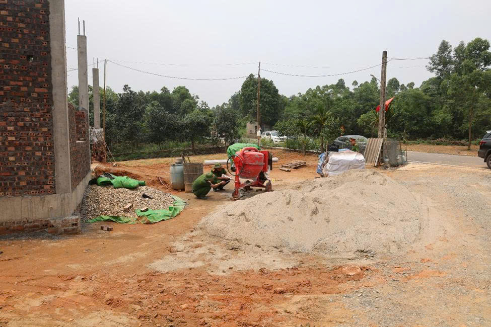 Khởi tố vụ án thợ xây - Ảnh hiện trường.
