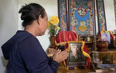 Khỉ Mặt Đỏ Tương Tác Đặc Biệt Với Kiểm Lâm Tại Rừng Pù Mát
