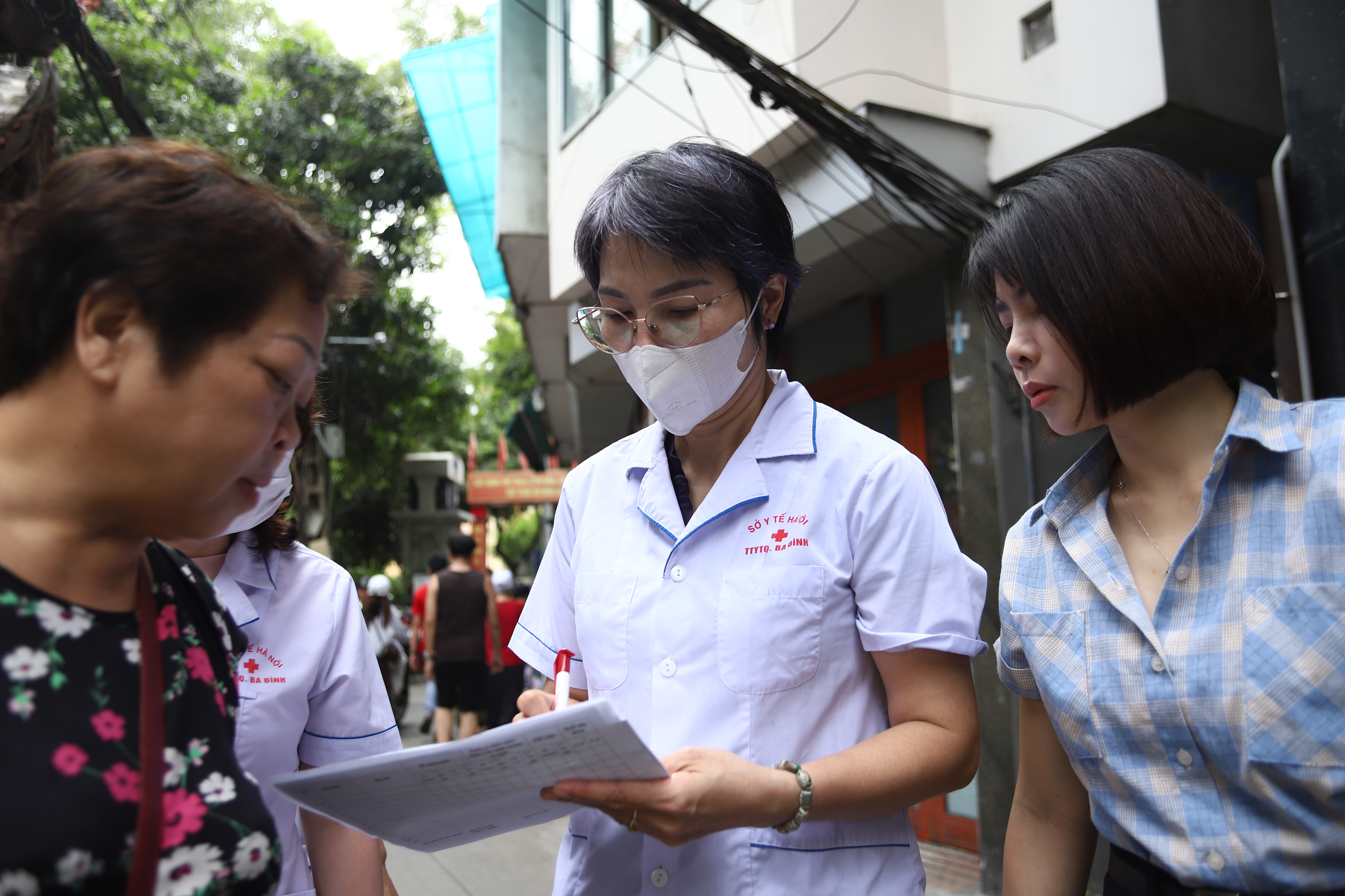 Phường Ba Đình Tăng Cường Giám Sát Để Ngăn Ngừa Sốt Xuất Huyết