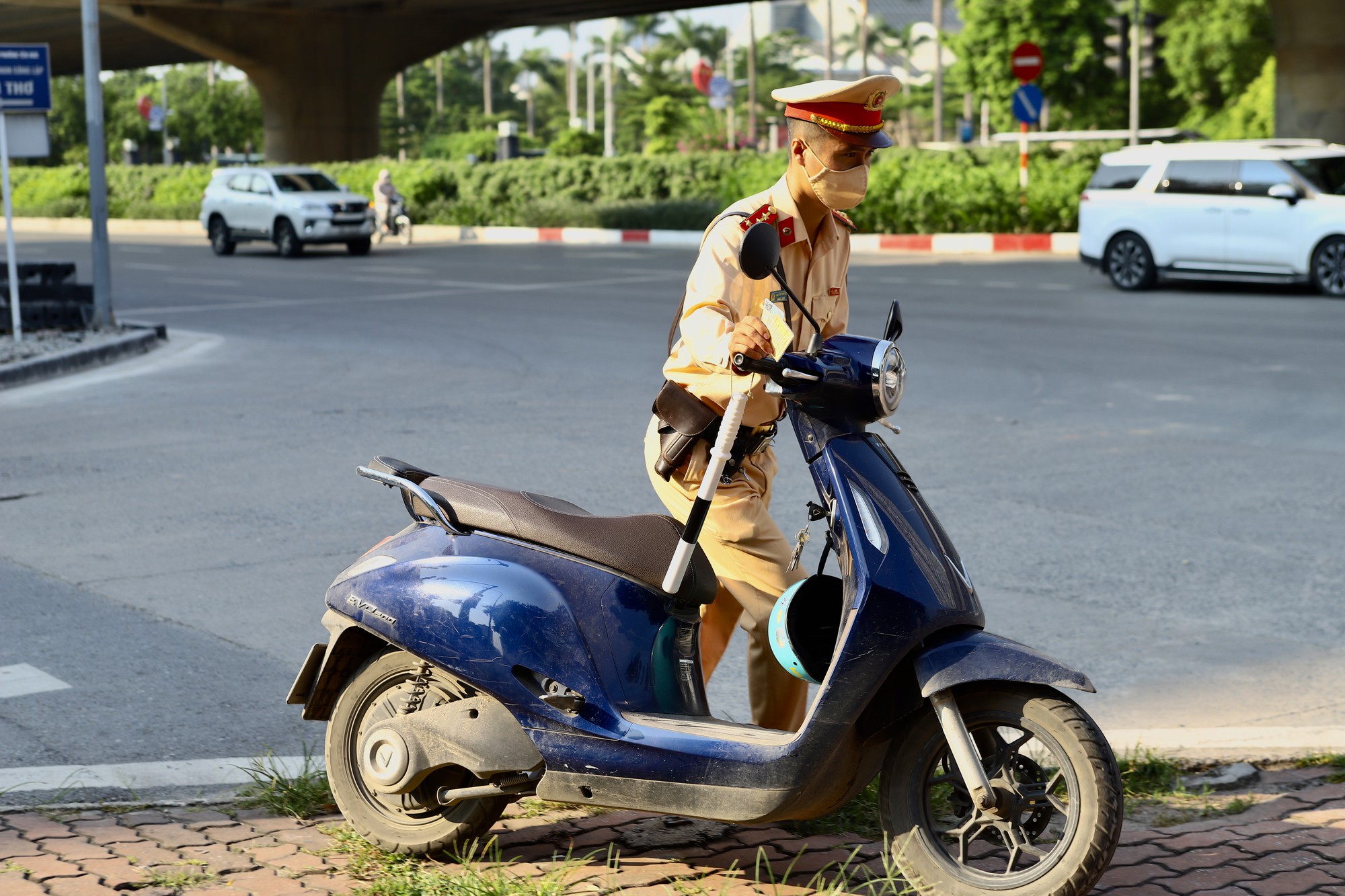 img3717-17863258975231473293354 Tài xế thuê đối diện mức phạt nghiêm trọng - Ảnh 4.