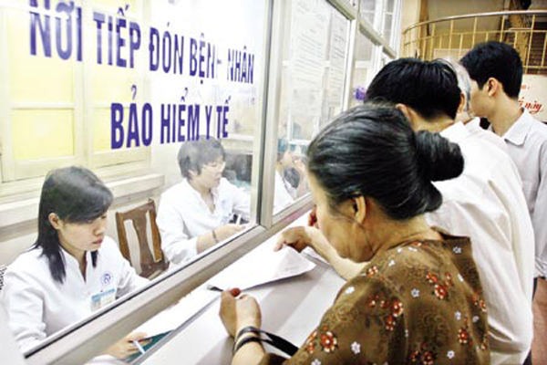 Bệnh Viện Không Được Thêm Phí Khám Bệnh BHYT: Quy Định Mới Từ Bộ Y Tế