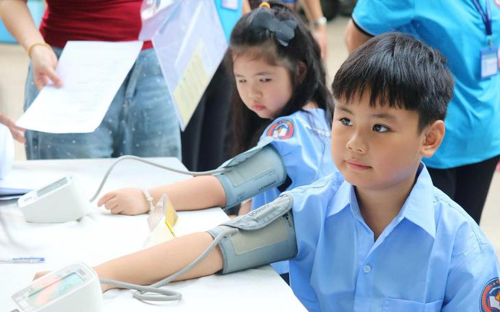 TPHCM sẵn sàng với hơn 1.000 phòng học cho năm học mới - Ảnh 2.