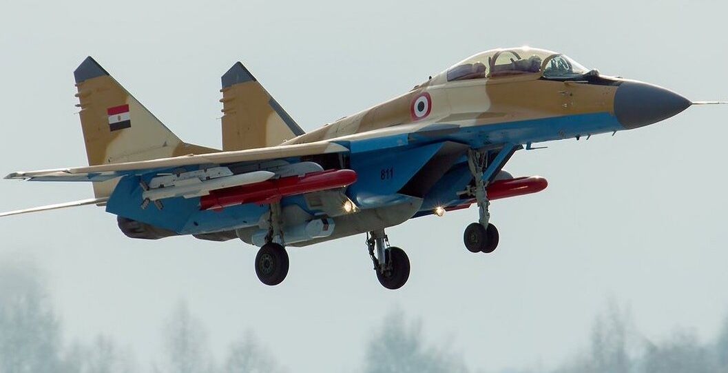 Tiêm kích MiG-29 Nga gặp đối thủ 'khó nhằn' đến từ Trung Quốc- Ảnh 1.