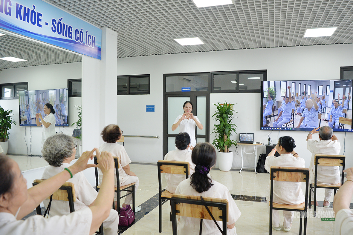 Cận cảnh bên trong cơ sở chăm sóc người cao tuổi- Ảnh 2.