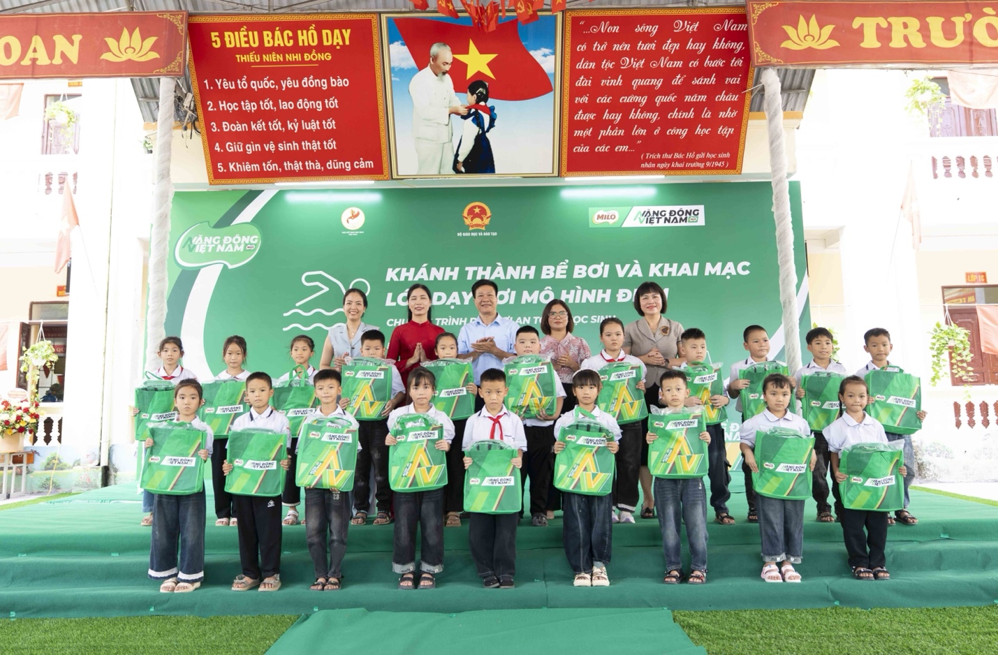 Nâng Cao Kỹ Năng Bơi cho Trẻ: Sự Kiện Đặc Biệt Tại Bắc Ninh