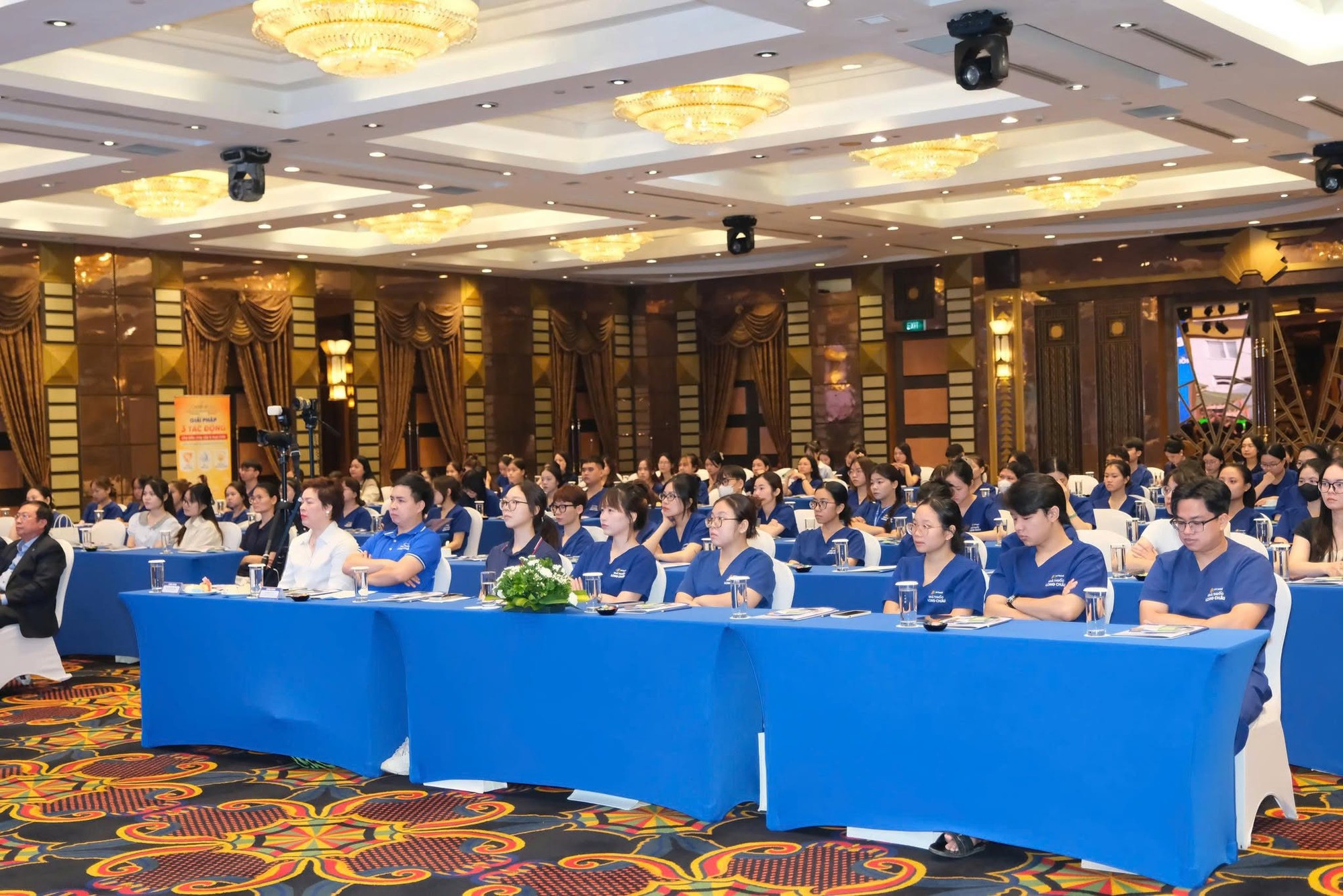 photo-1787142715016-17871427158771828988885 Trí Khang Pharma cùng dược sĩ Long Châu cập nhật kiến thức chuyên sâu về tiêu hóa- Ảnh 1.