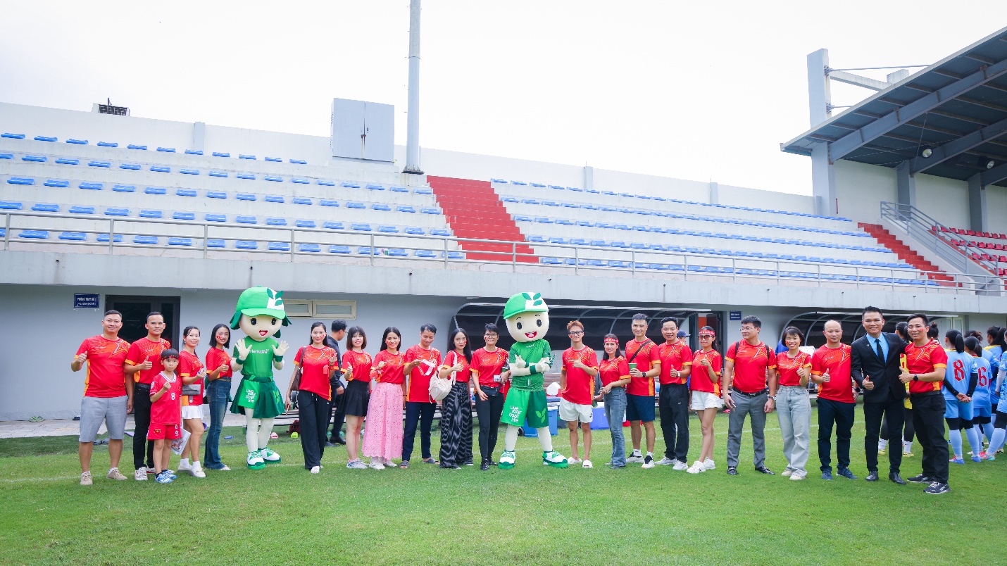 Herbalife Việt Nam đồng hành tổ chức buổi gặp gỡ 'Tiếp Lửa Bóng Đá Việt Nam'- Ảnh 3.