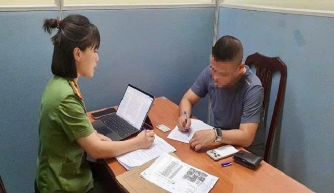 Hà Nội Xử Phạt Người Đăng Tin Sai Về Đơn Vị Hành Chính: Bài Học Cảnh Giác Chưa Từng Có