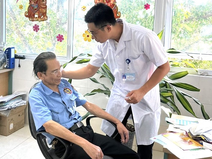 Mô Hình Tư Vấn Cai Nghiện Thuốc Lá: Hướng Đi Mới Cho Sức Khỏe Cộng Đồng