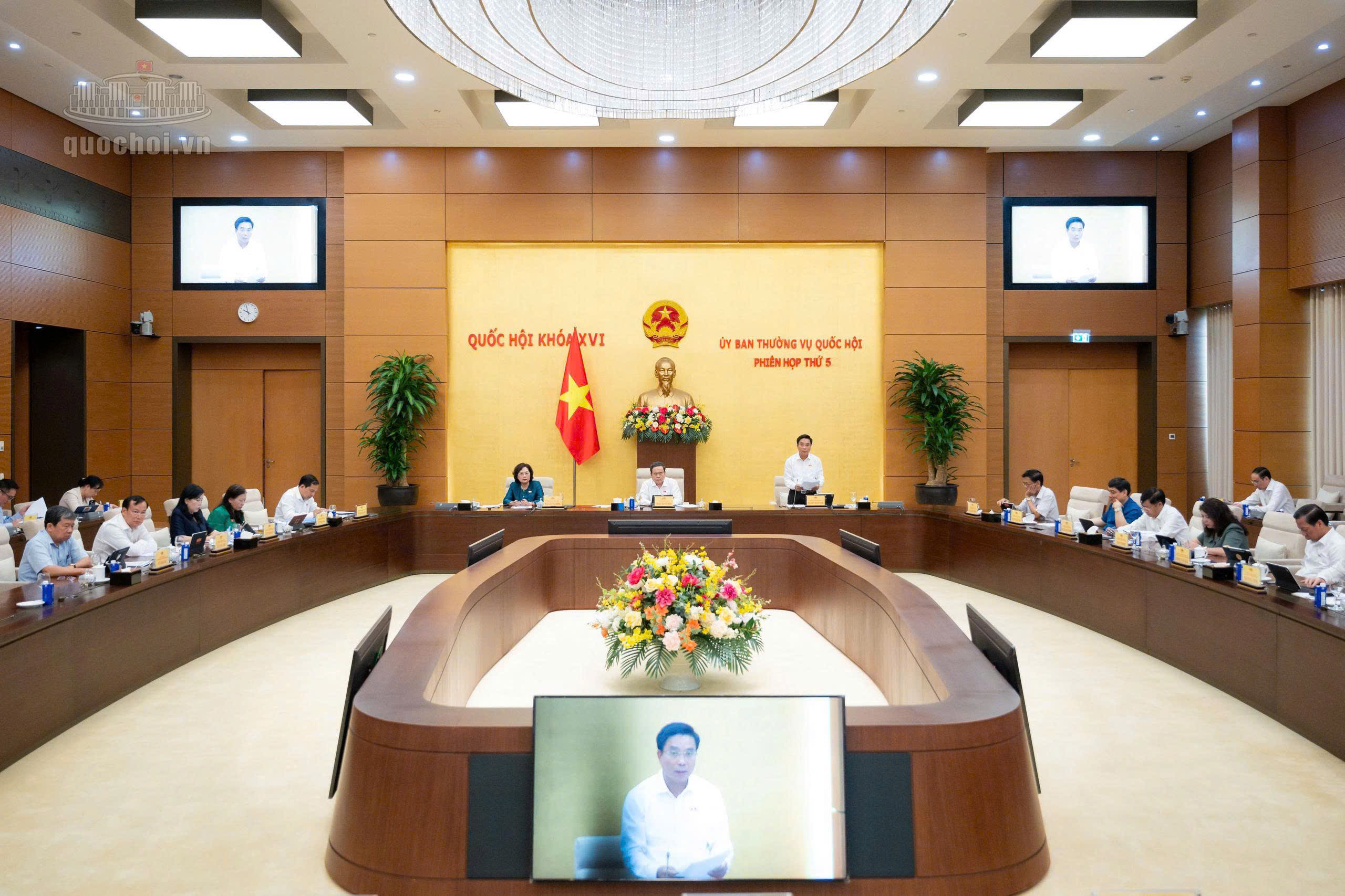 ubtvqh-17880475216381033437968 Loạt chính sách y tế quan trọng được xem xét tại Phiên họp thứ 6 của UBTVQH- Ảnh 1.