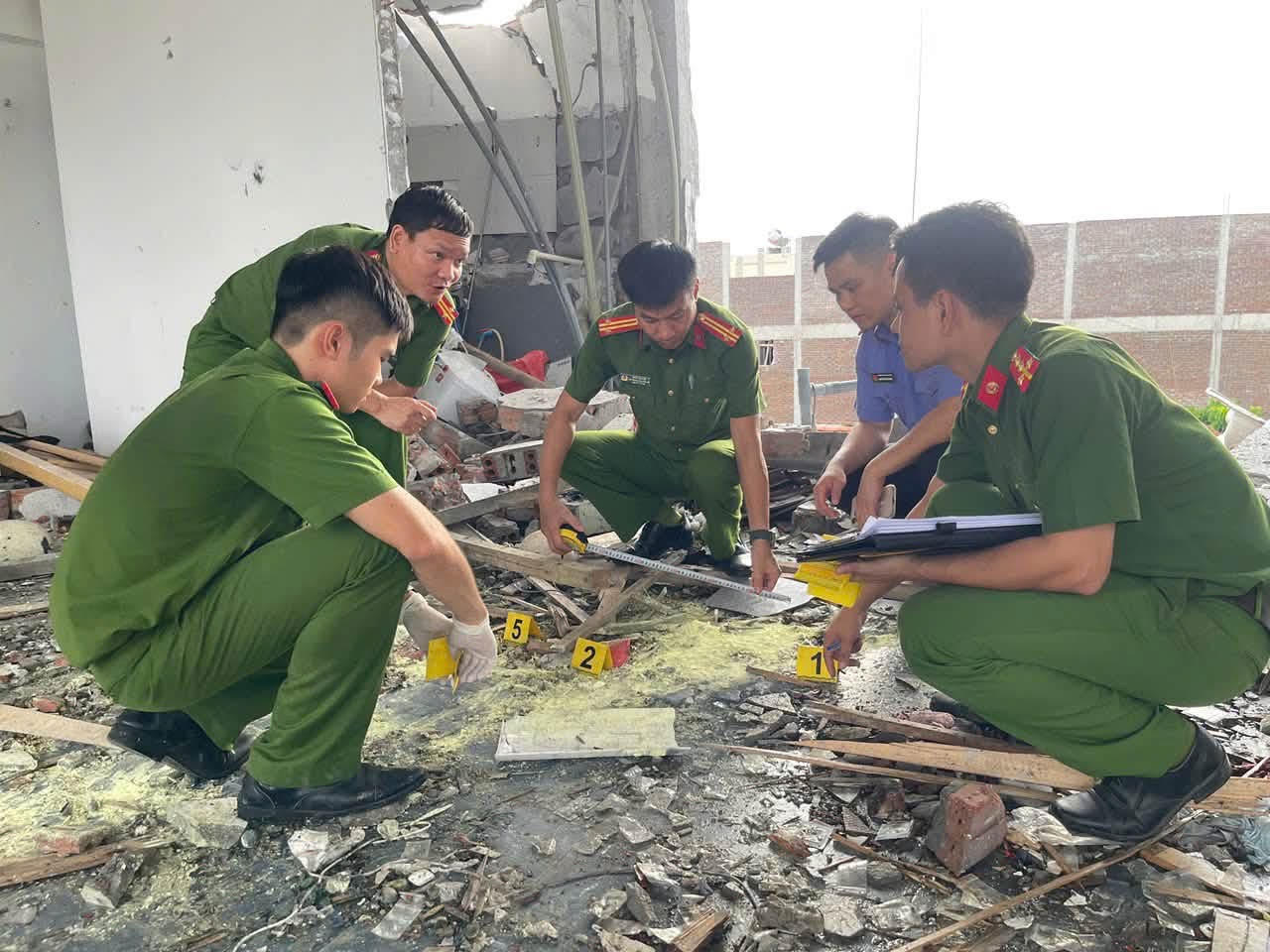 Nổ lớn tại Phú Thọ Nổ lớn tại Phú Thọ