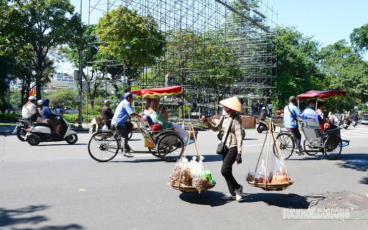 Nắng Nóng Kéo Dài Tại Miền Bắc và Miền Trung: Điều Gì Đang Xảy Ra?