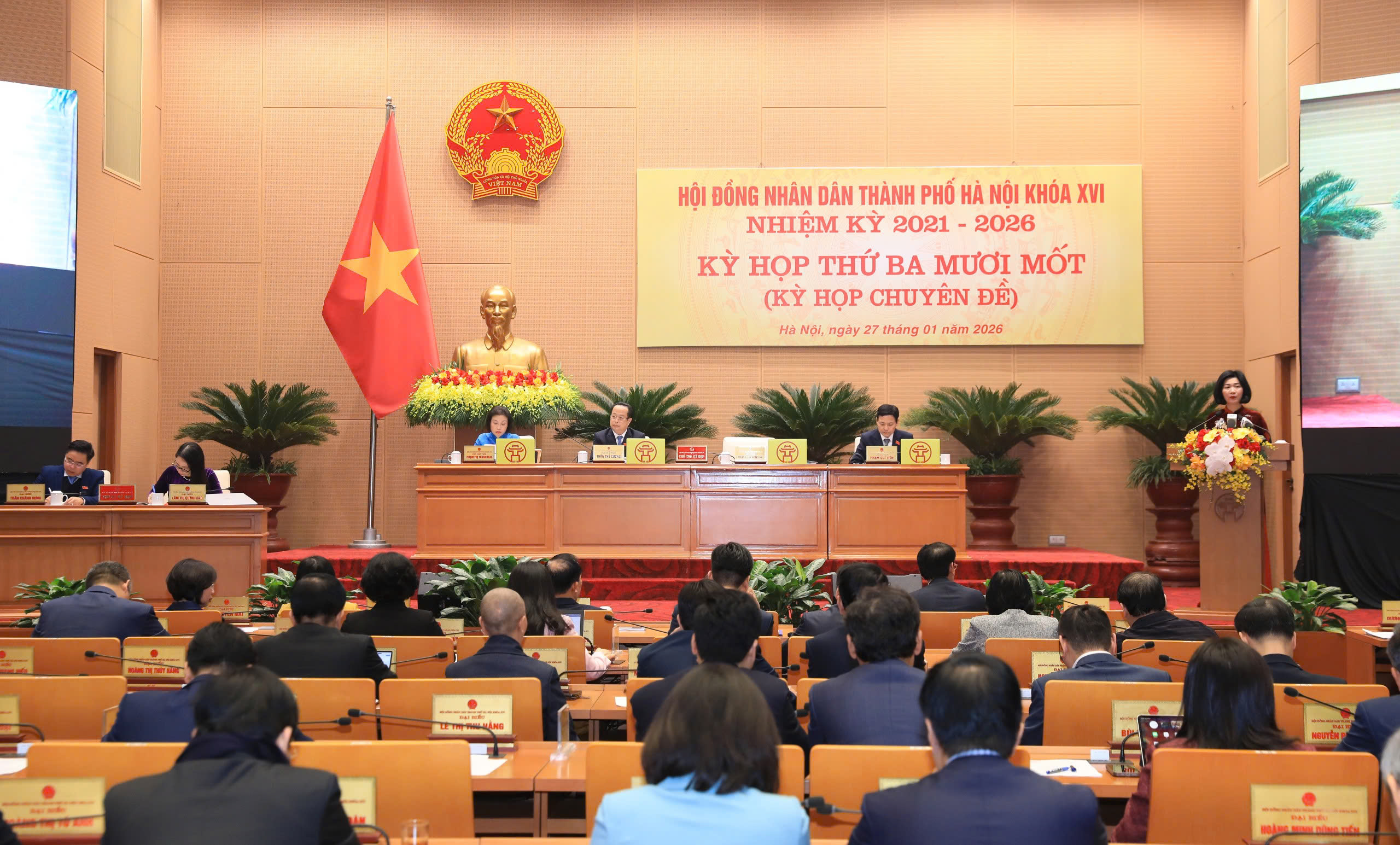 Hà Nội Sắp Xếp Cơ Quan Nhà Nước: Quyết Định Quan Trọng Tại Kỳ Họp HĐND